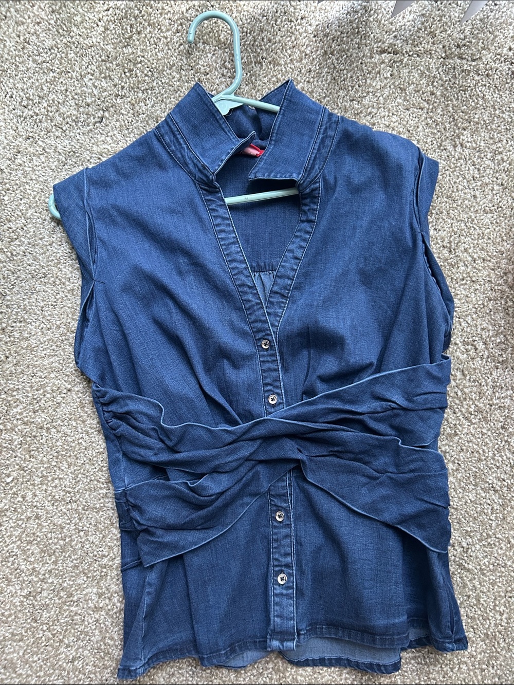 G by Guess Dark Blue Sleeveless Button-Front Twist Waist Top